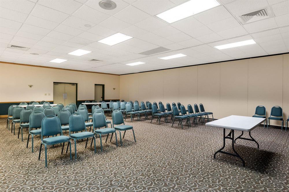 Econo Lodge Inn & Suites Triadelphia - Wheeling Luaran gambar