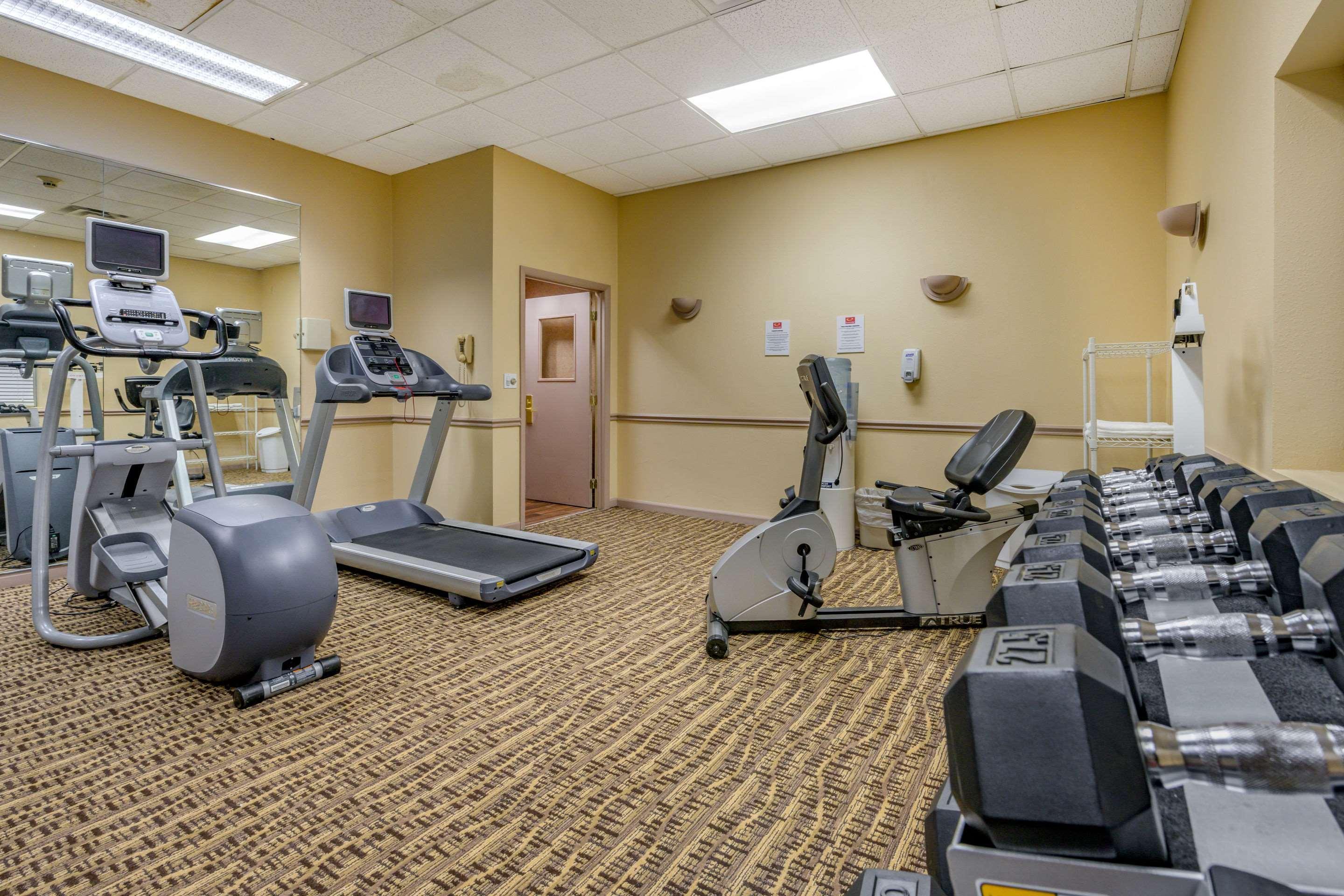 Econo Lodge Inn & Suites Triadelphia - Wheeling Luaran gambar