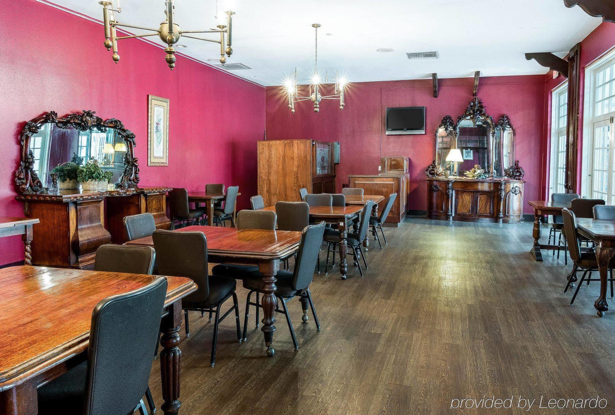 Econo Lodge Inn & Suites Triadelphia - Wheeling Luaran gambar